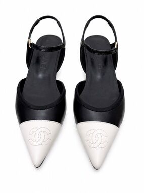 SPRING SUMMER 2026
SLINGBACKS
 Lambskin 
Black & White